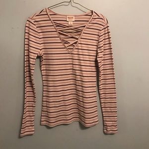 Long sleeve cross shirt